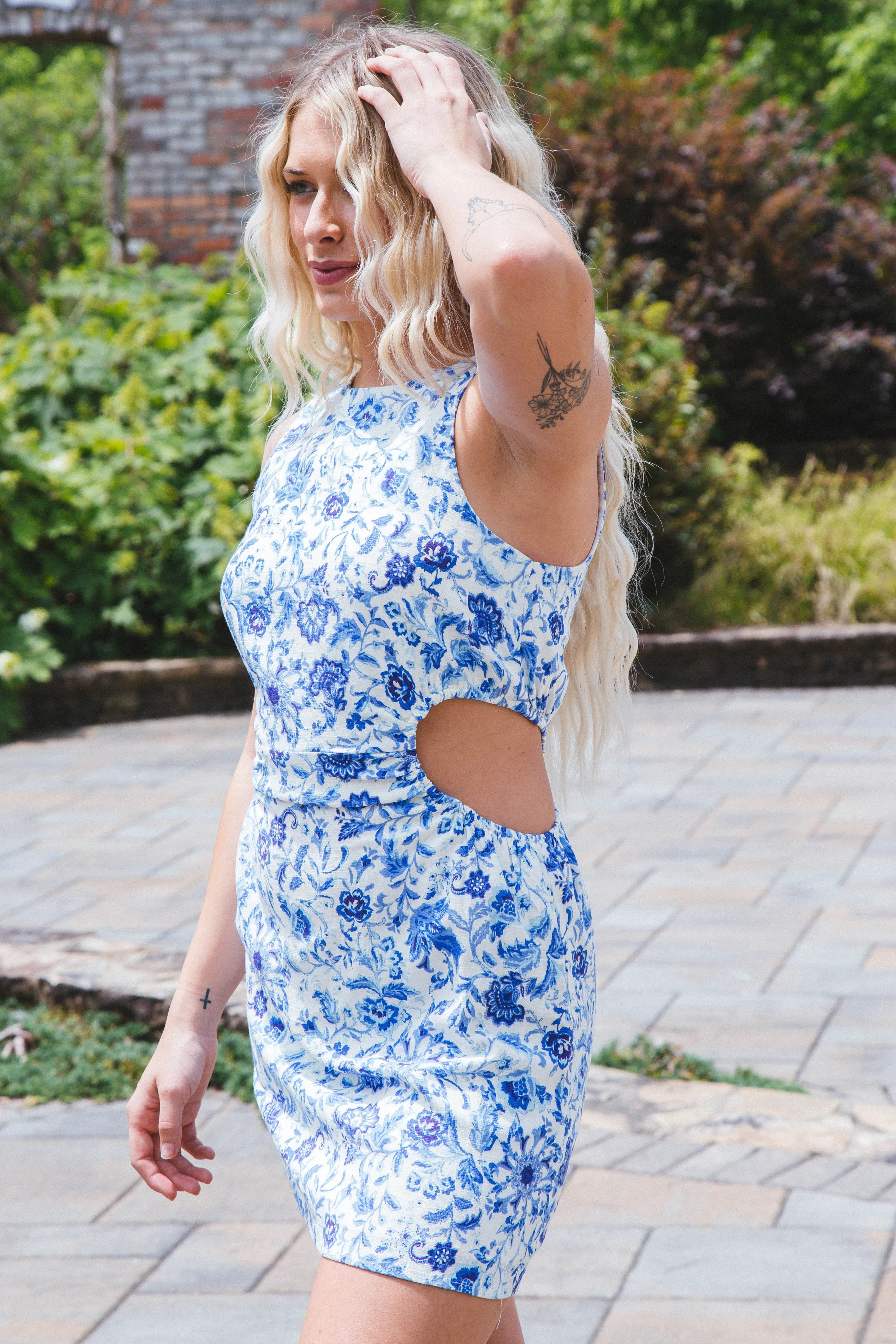 Angelina Floral Mini Dress, Cream/Blue