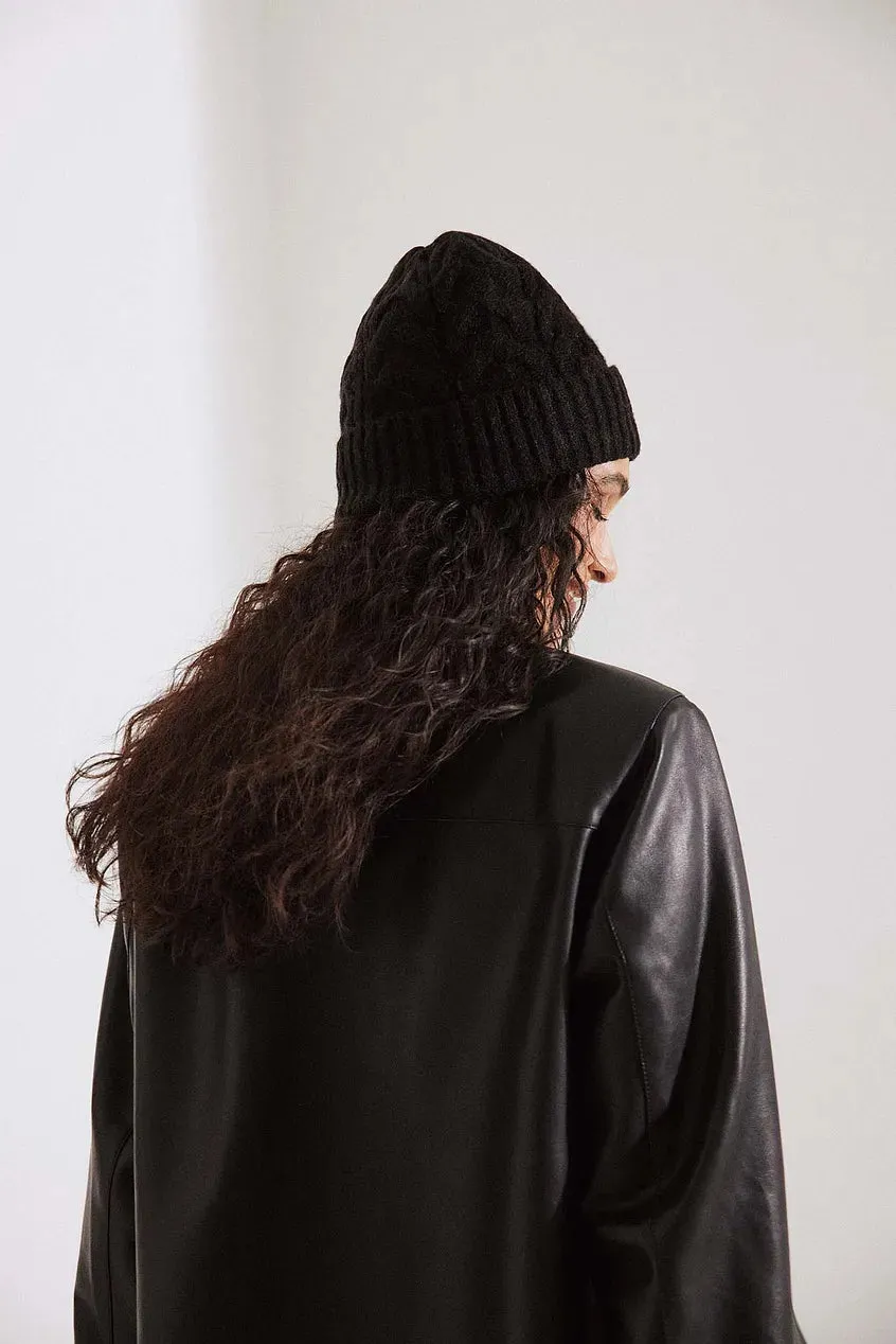 Cableknit Beanie