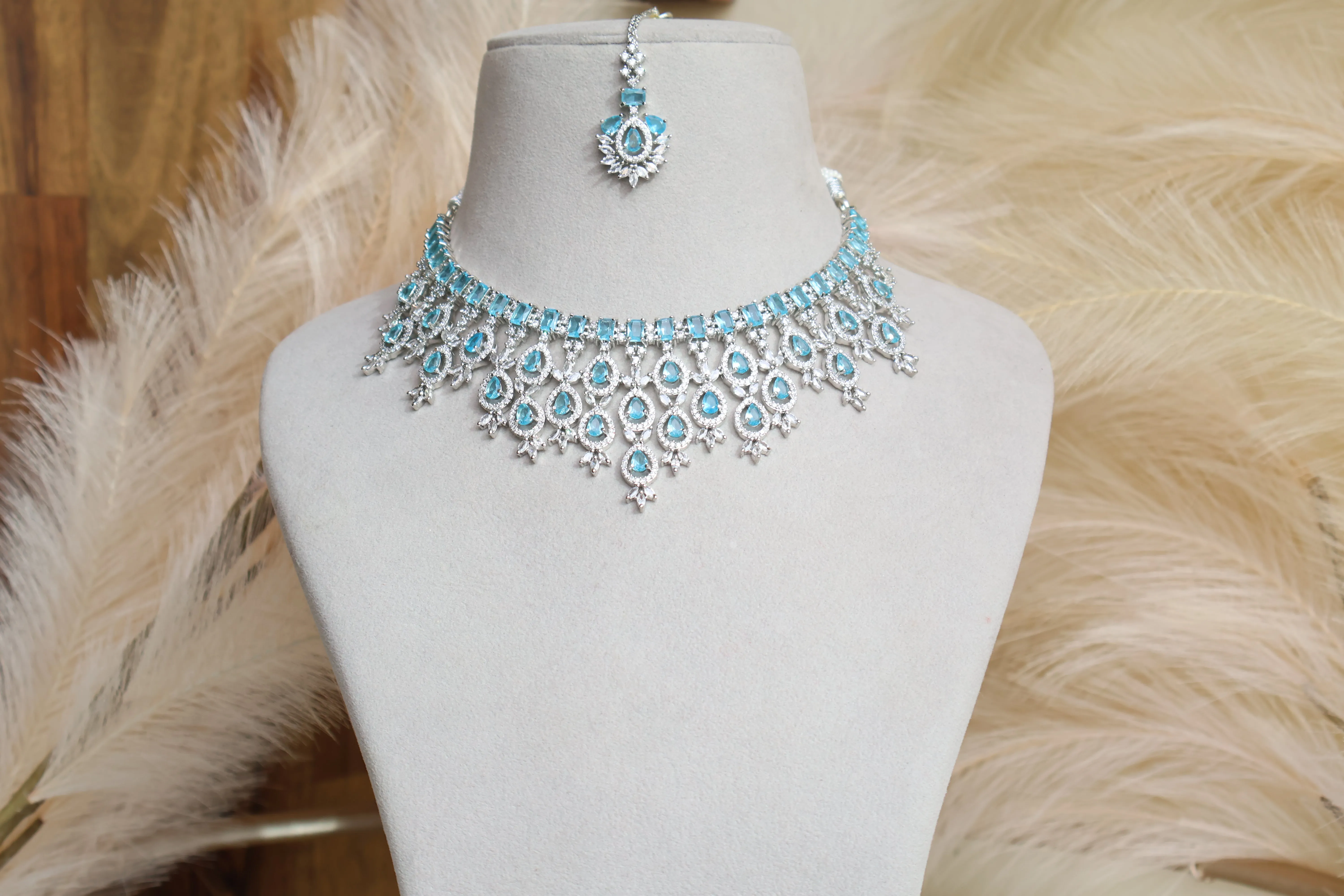 Rihana Party Necklace