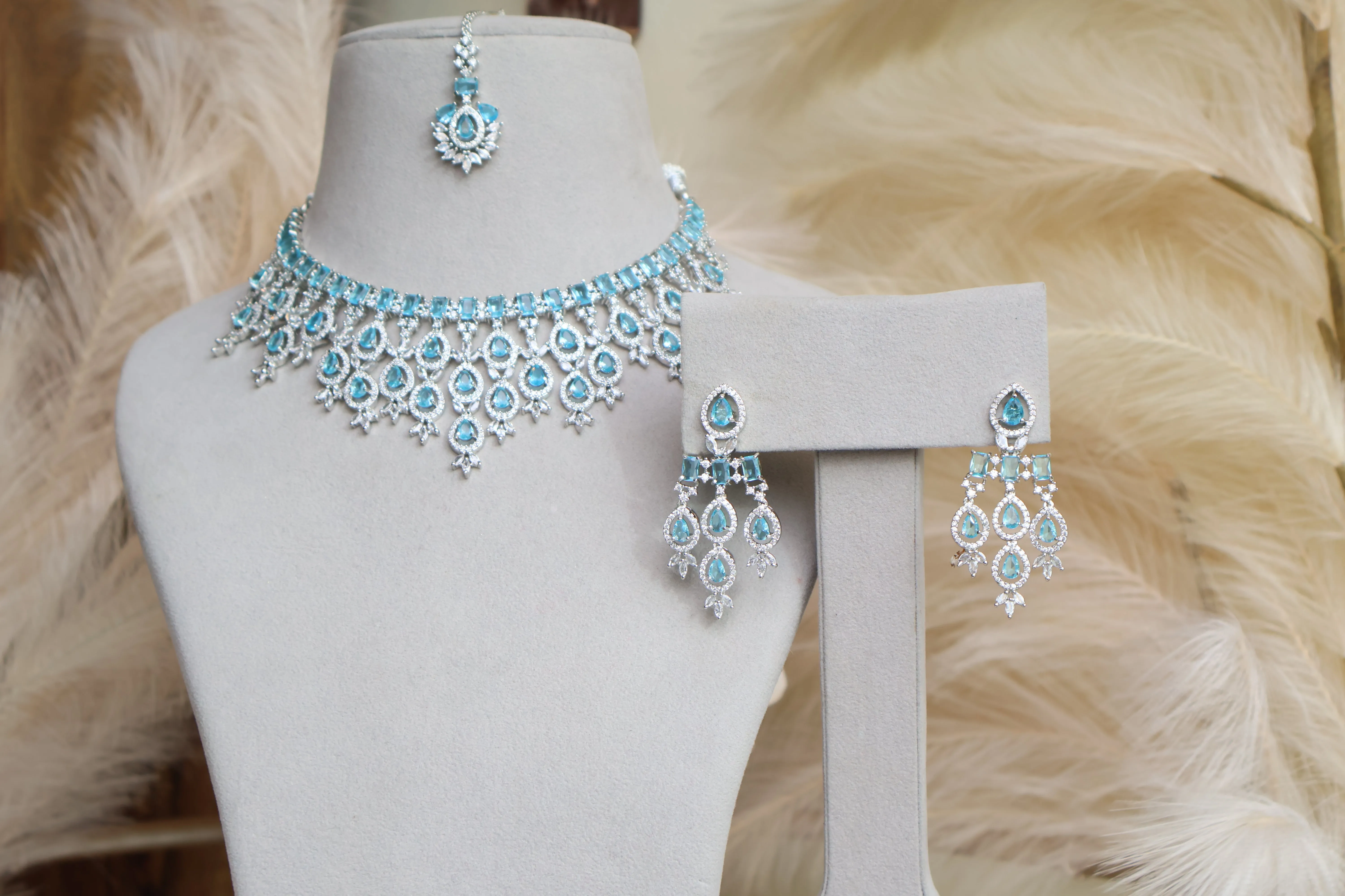 Rihana Party Necklace